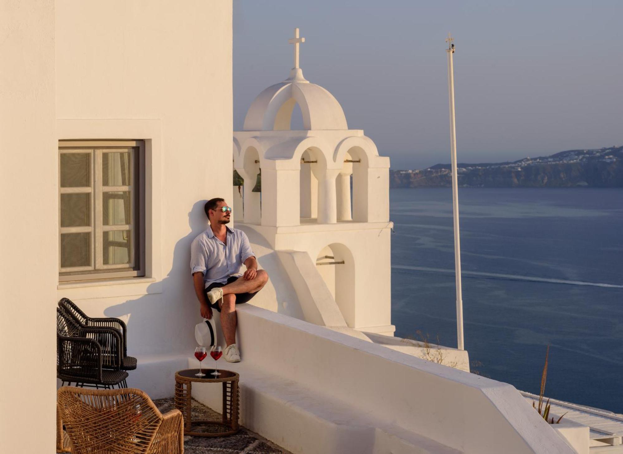 Anemos Family Suites Fíra Kültér fotó