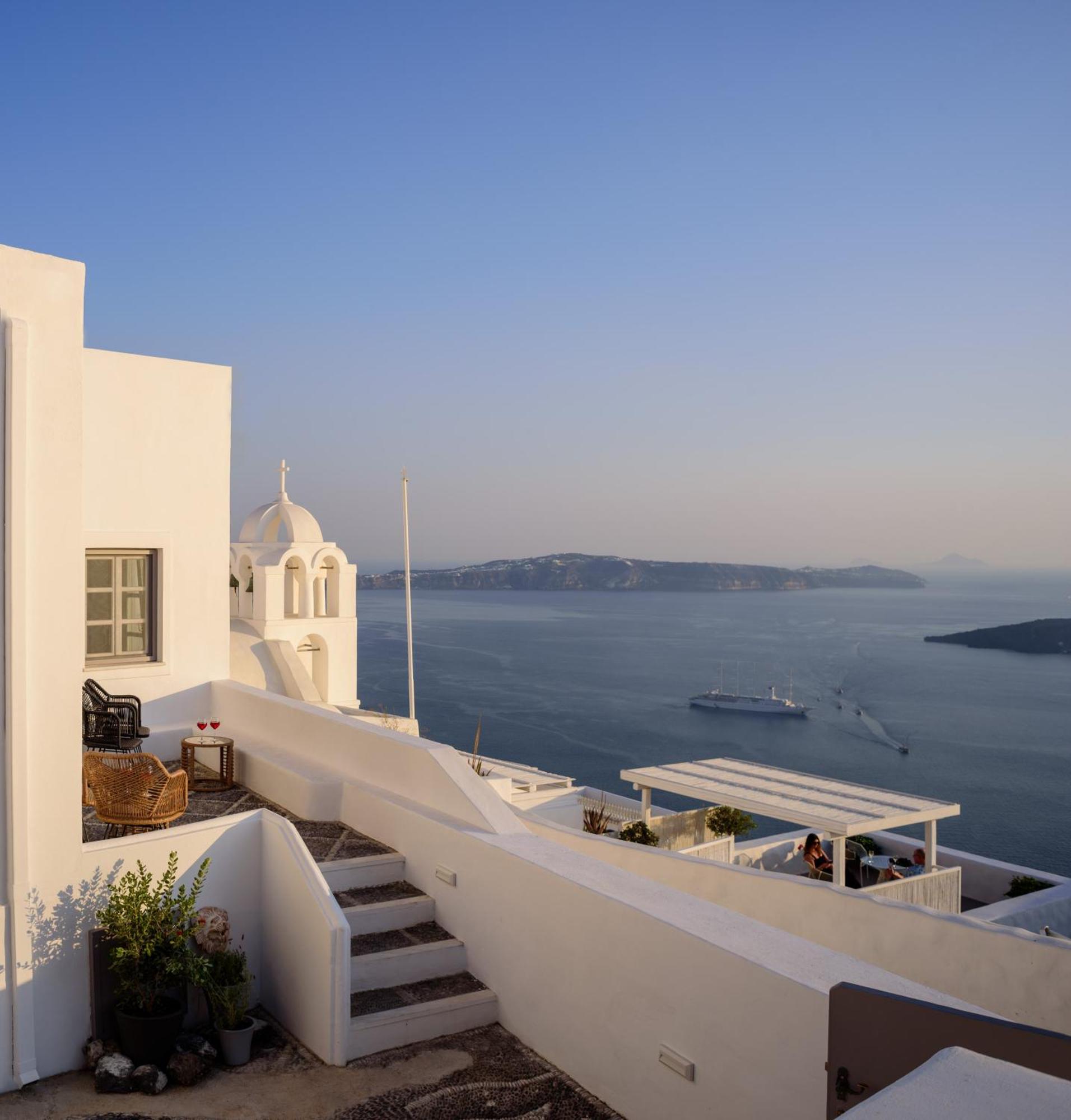Anemos Family Suites Fíra Kültér fotó