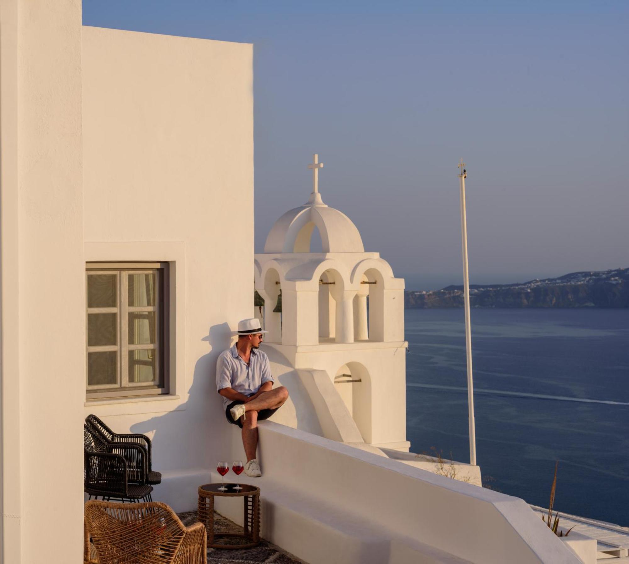 Anemos Family Suites Fíra Kültér fotó