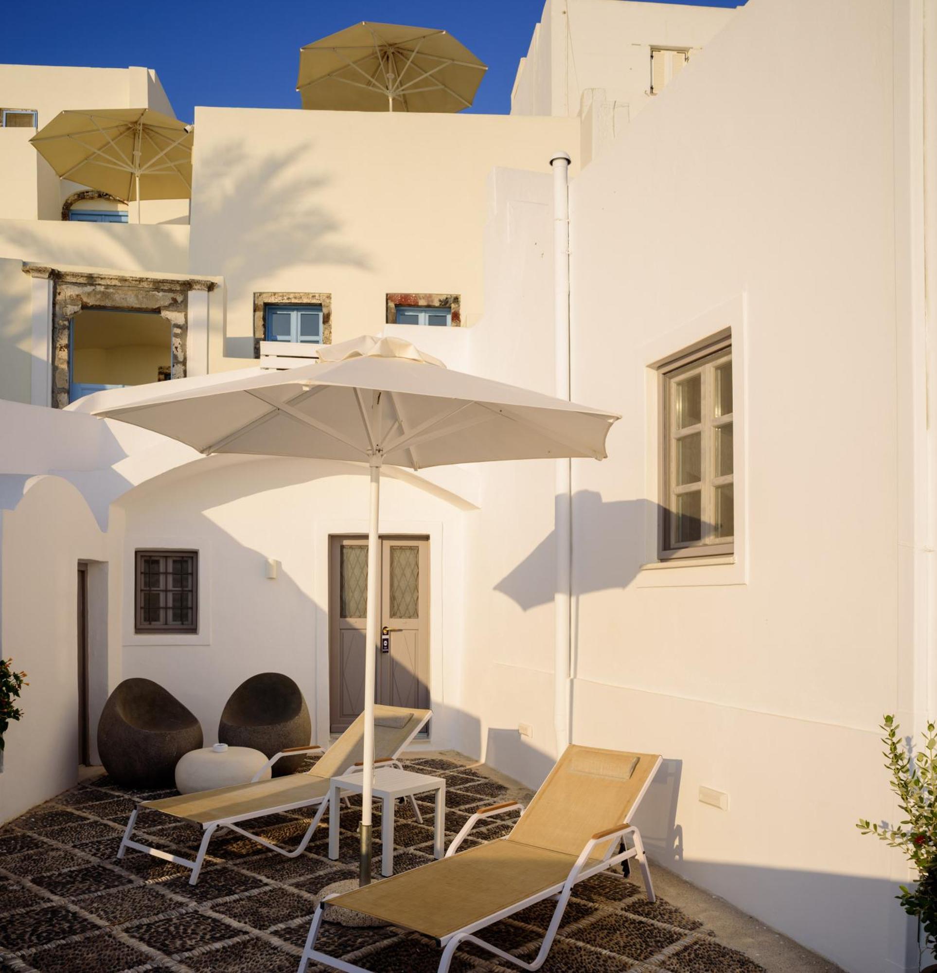 Anemos Family Suites Fíra Kültér fotó