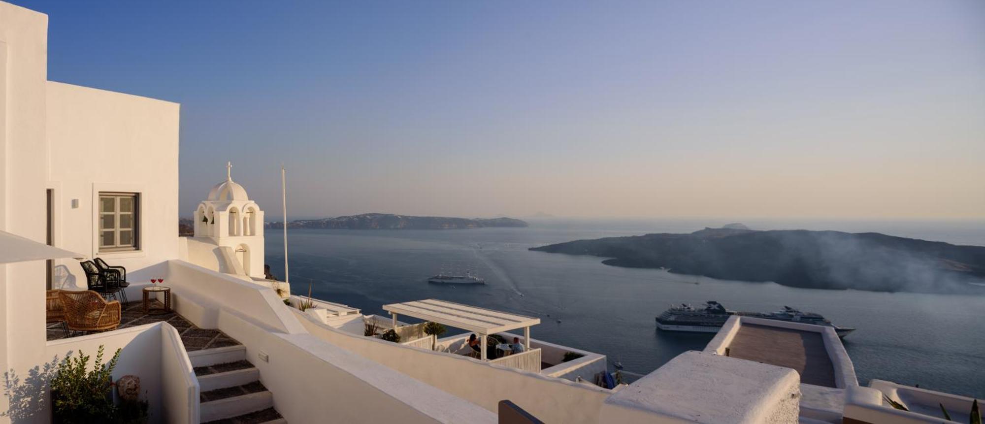 Anemos Family Suites Fíra Kültér fotó