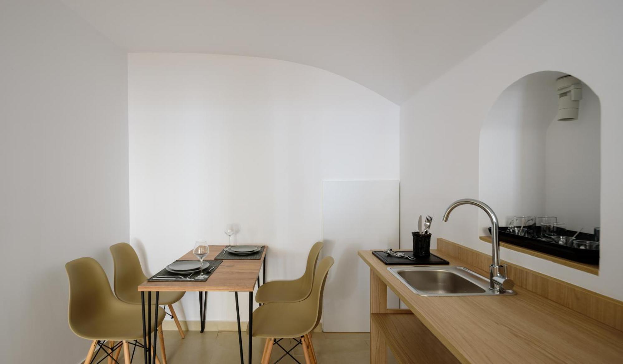 Anemos Family Suites Fíra Kültér fotó